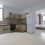 Brand New 3 Bed Apartament