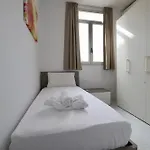 Brand New 3 Bed * סליאמה